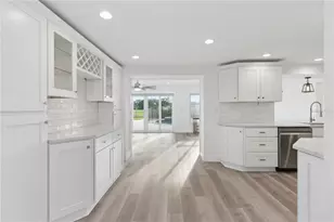 5400 Denver St NE, Saint Petersburg, FL 33703 - Photo 14