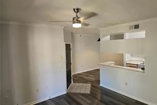 5620 Pinnacle Heights Cir, Tampa, FL 33624 - Photo 8