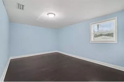 9220 McIntosh Road, Dover, FL 33527 - Photo 8