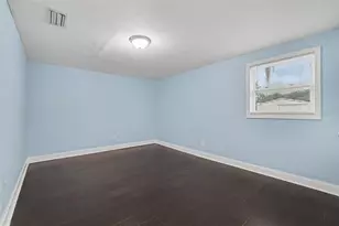 9220 McIntosh Rd, Dover, FL 33527 - Photo 8