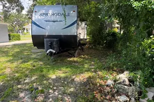 703 E Hamilton Ave, Tampa, FL 33604 - Photo 58