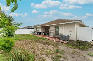 1128 Shared Passion St, Ruskin, FL 33570 - Photo 30