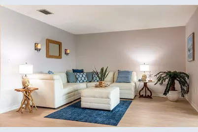 5925 Shore Boulevard S #405, Gulfport, FL 33707 - Photo 16