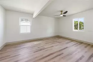 7851 40th Ave N, Saint Petersburg, FL 33709 - Photo 14
