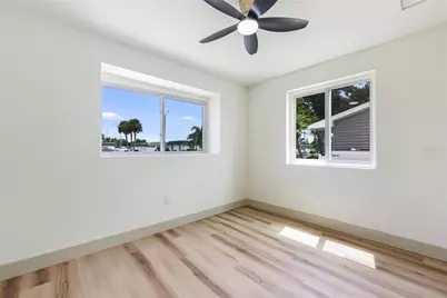 7851 40 Ave N, Saint Petersburg, FL 33709 - Photo 24