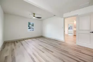 7851 40th Ave N, Saint Petersburg, FL 33709 - Photo 18