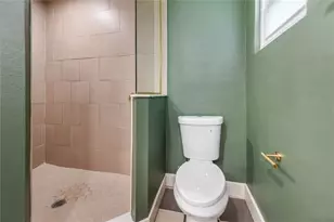 7851 40th Ave N, Saint Petersburg, FL 33709 - Photo 20
