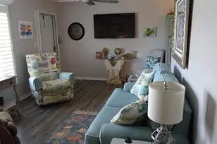 7868 40th Ave N, Saint Petersburg, FL 33709 - Photo 10