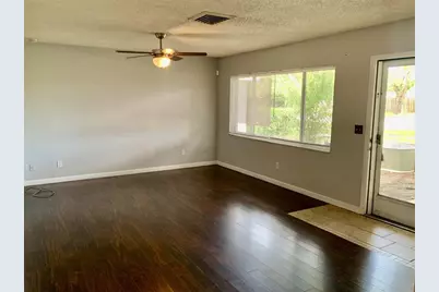5050 29th Avenue N, Saint Petersburg, FL 33710 - Photo 2