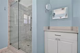 12496 136th Ln, Largo, FL 33774 - Photo 18