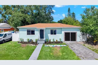 1907 53rd Street S, Gulfport, FL 33707 - Photo 1