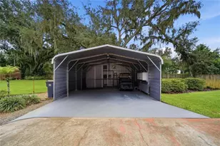 3704 Thonotosassa Rd, Plant City, FL 33565 - Photo 36