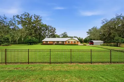 3704 Thonotosassa Road, Plant City, FL 33565 - Photo 4