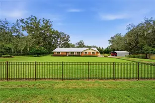 3704 Thonotosassa Rd, Plant City, FL 33565 - Photo 4