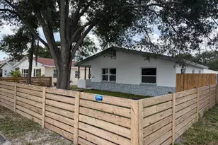 632 89th Ave N, Saint Petersburg, FL 33702 - Photo 1