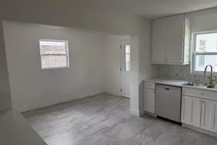 632 89th Ave N, Saint Petersburg, FL 33702 - Photo 2