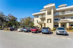 2210 Utopian Dr E, Clearwater, FL 33763 - Photo 4