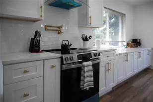 6613 Blue Heron Dr S, Saint Petersburg, FL 33707 - Photo 20