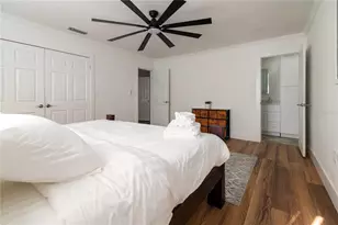 6613 Blue Heron Dr S, Saint Petersburg, FL 33707 - Photo 22