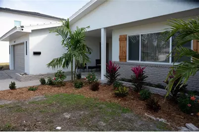 6613 Blue Heron Drive S, Saint Petersburg, FL 33707 - Photo 4