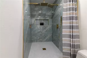 6613 Blue Heron Dr S, Saint Petersburg, FL 33707 - Photo 24