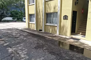 3206 W Azeele St, Tampa, FL 33609 - Photo 2