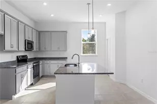 9608 Montague St, Westchase, FL 33626 - Photo 14