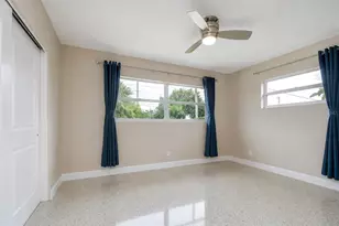 6871 4th St S, Saint Petersburg, FL 33705 - Photo 30