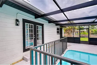 6871 4th Street S, Saint Petersburg, FL 33705 - Photo 8