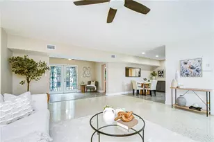 6871 4th St S, Saint Petersburg, FL 33705 - Photo 20