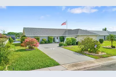 2023 El Rancho Drive, Sun City Center, FL 33573 - Photo 4