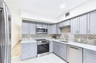2454 Australia Way E, Clearwater, FL 33763 - Photo 18