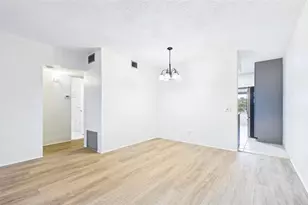 2454 Australia Way E, Clearwater, FL 33763 - Photo 16