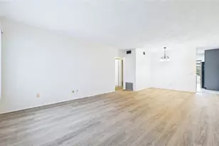 2454 Australia Way E, Clearwater, FL 33763 - Photo 10