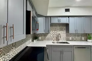 2454 Australia Way E, Clearwater, FL 33763 - Photo 24
