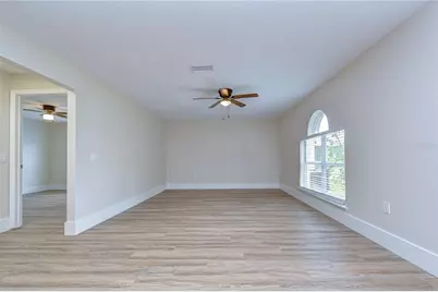 12928 Kings Lake Drive, Gibsonton, FL 33534 - Photo 18