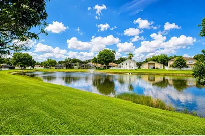 12928 Kings Lake Drive, Gibsonton, FL 33534 - Photo 14
