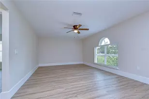 12928 Kings Lake Dr, Gibsonton, FL 33534 - Photo 24