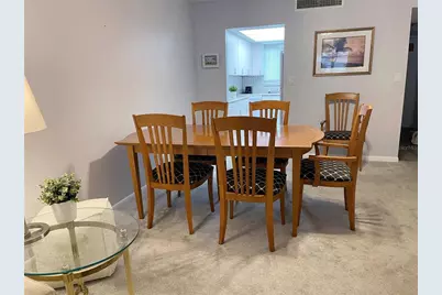 5880 38th Avenue N #206, Saint Petersburg, FL 33710 - Photo 6