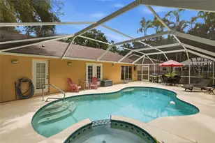 4989 162nd Ave N, Clearwater, FL 33760 - Photo 2