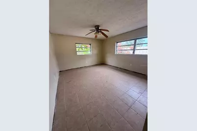 806 W Shell Point Road, Ruskin, FL 33570 - Photo 12