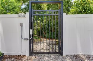 12760 Indian Rocks Rd, Largo, FL 33774 - Photo 52