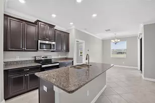 9930 Ivory Dr, Ruskin, FL 33573 - Photo 16