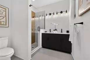 3601 1st Ave N, Saint Petersburg, FL 33713 - Photo 18