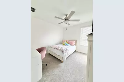 36434 Garden Wall Way, Zephyrhills, FL 33541 - Photo 10
