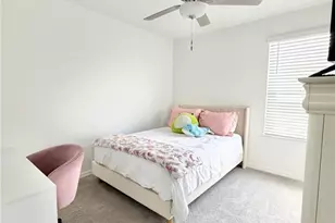 36434 Garden Wall Wy, Zephyrhills, FL 33541 - Photo 10