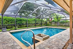 10918 Gillette Ave, Tampa, FL 33617 - Photo 52