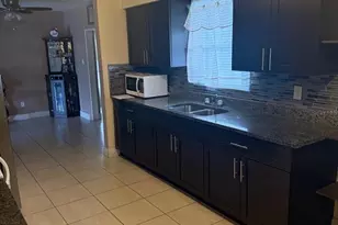 1827 Heather Ave, Tampa, FL 33612 - Photo 12