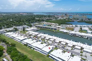 295 Boca Ciega Point Blvd N, Saint Petersburg, FL 33708 - Photo 48