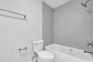 295 Boca Ciega Point Blvd N, Saint Petersburg, FL 33708 - Photo 16